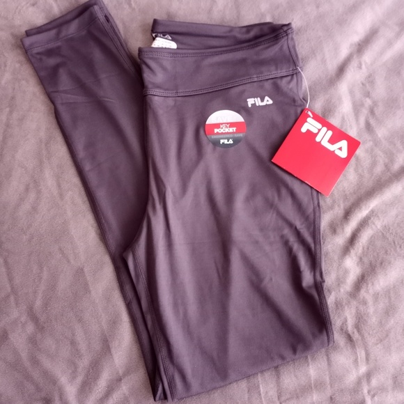 NWT FILA Leggings Wicking Stretch MEDIUM - Picture 1 of 1